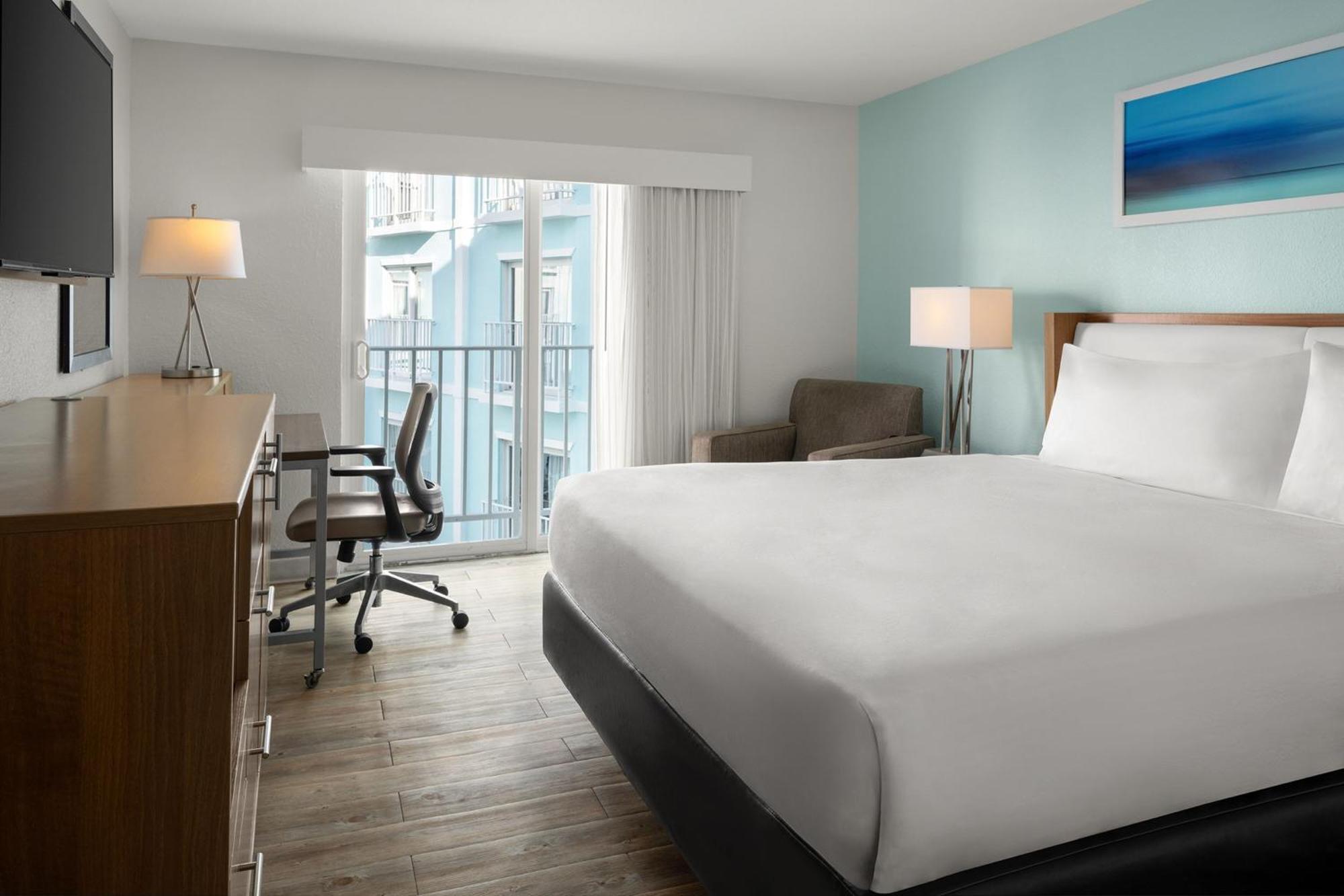 Courtyard By Marriott Nassau Downtown/Junkanoo Beach Ngoại thất bức ảnh