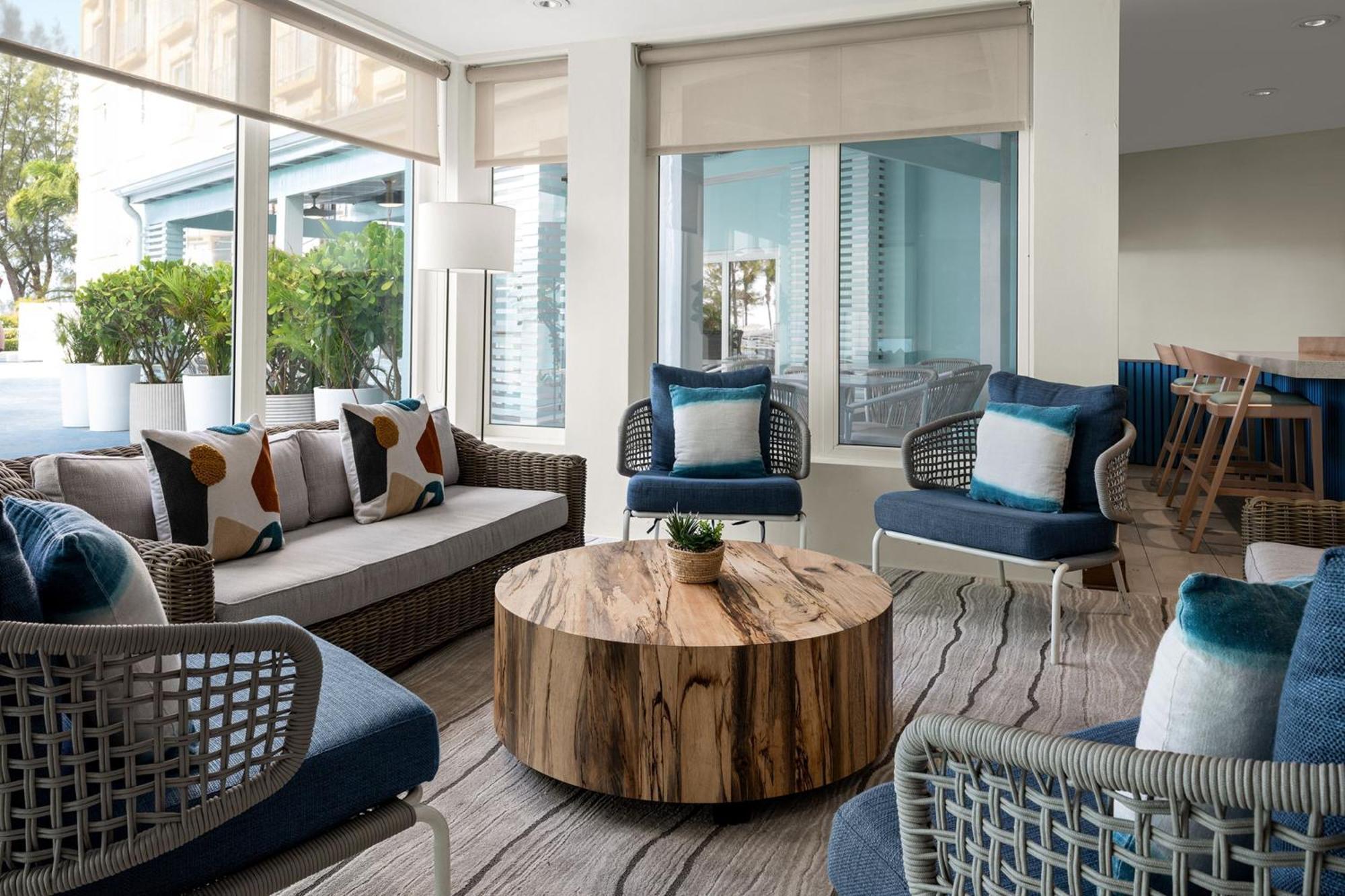 Courtyard By Marriott Nassau Downtown/Junkanoo Beach Ngoại thất bức ảnh