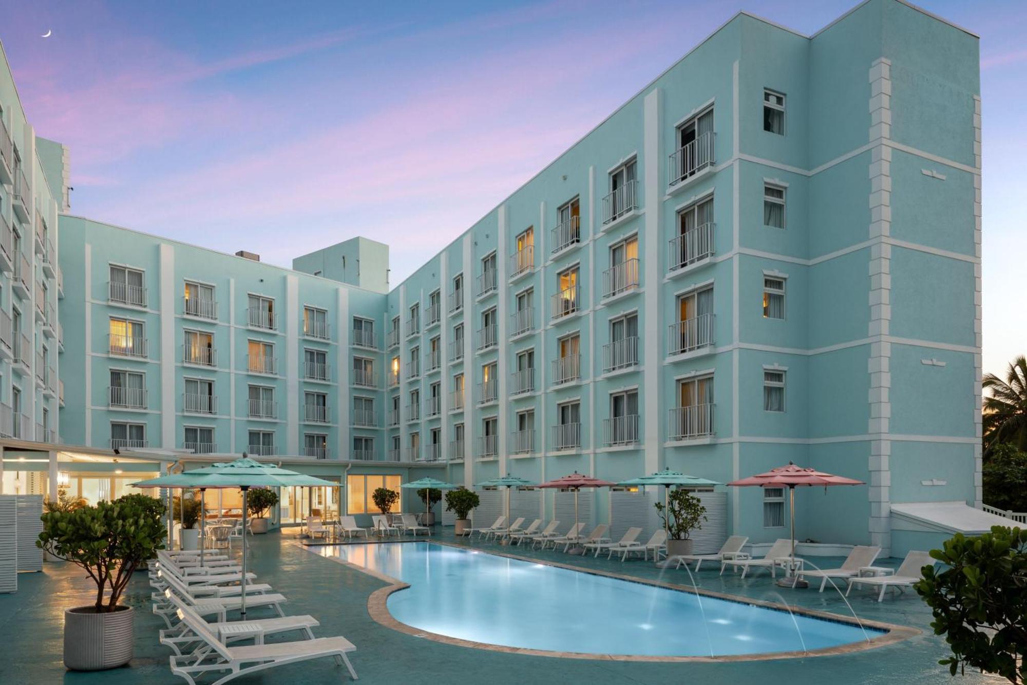 Courtyard By Marriott Nassau Downtown/Junkanoo Beach Ngoại thất bức ảnh
