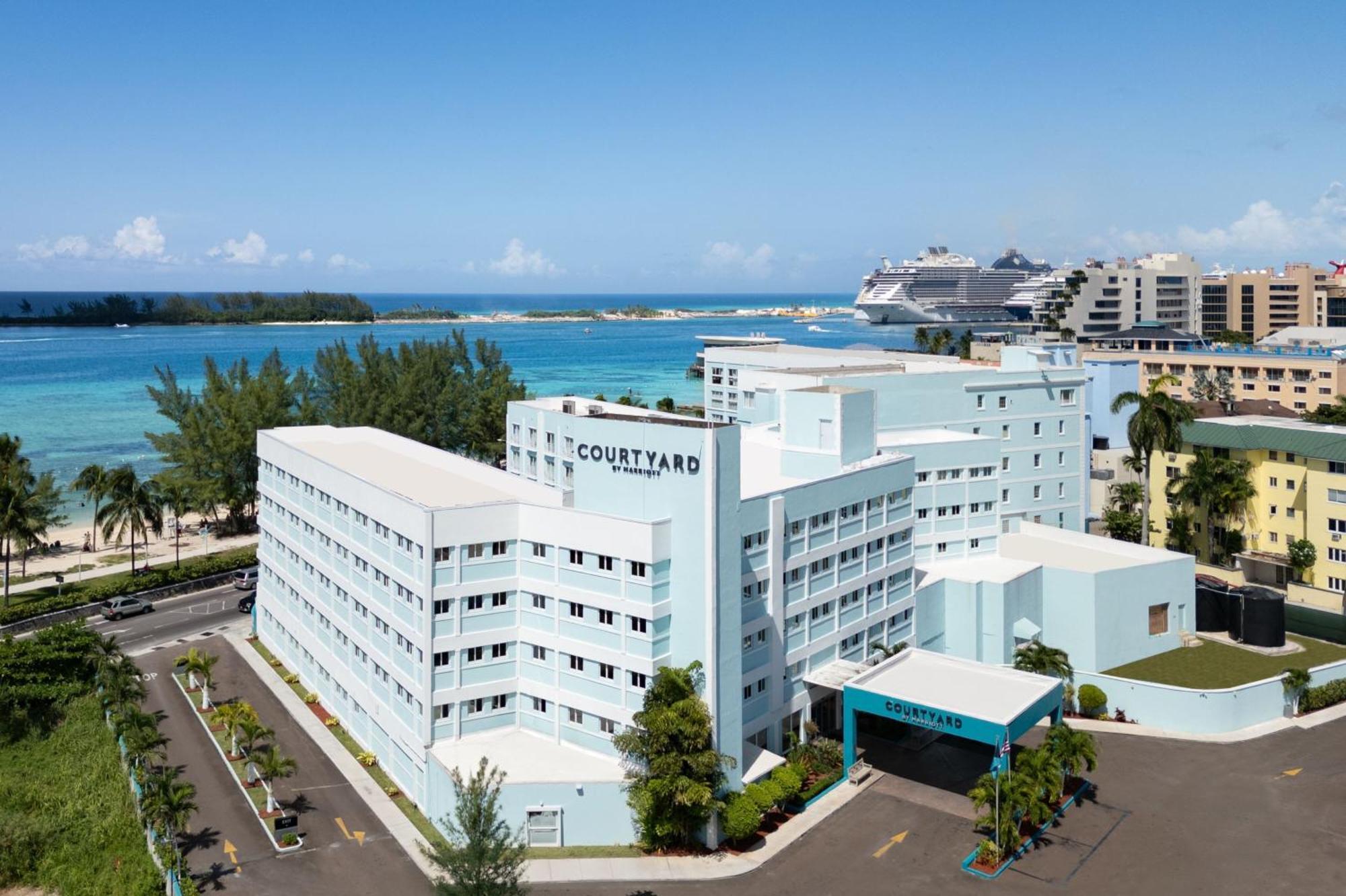 Courtyard By Marriott Nassau Downtown/Junkanoo Beach Ngoại thất bức ảnh